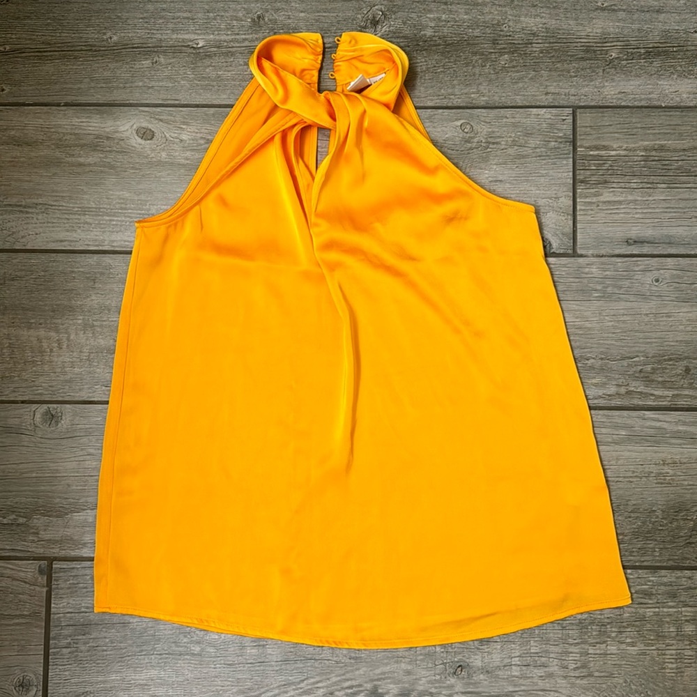 Halter Top - nectarine/orange/Clementine halter tank top with keyhole front🍑